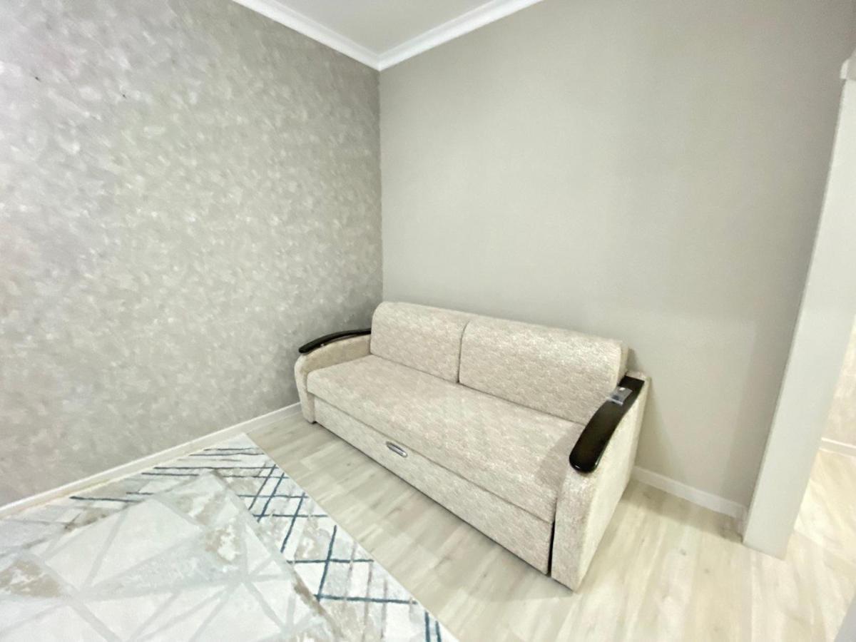 Whitehome In Panorama Park Астана Экстерьер фото