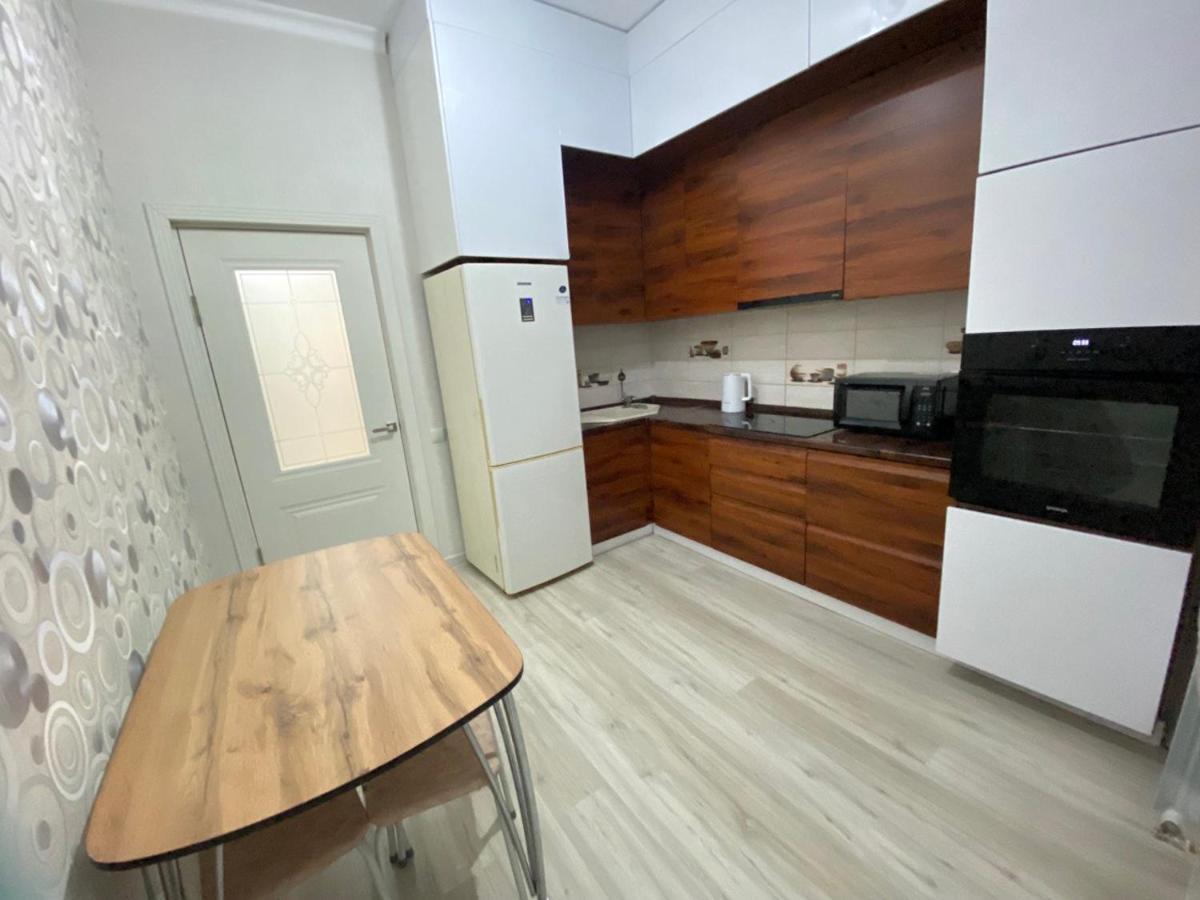 Whitehome In Panorama Park Астана Экстерьер фото